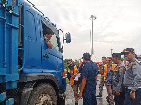 Truk Odol Diminta Putar Balik, Penggunaan WIM Mulai Disosialiasikan di Tol Permai dan Penang