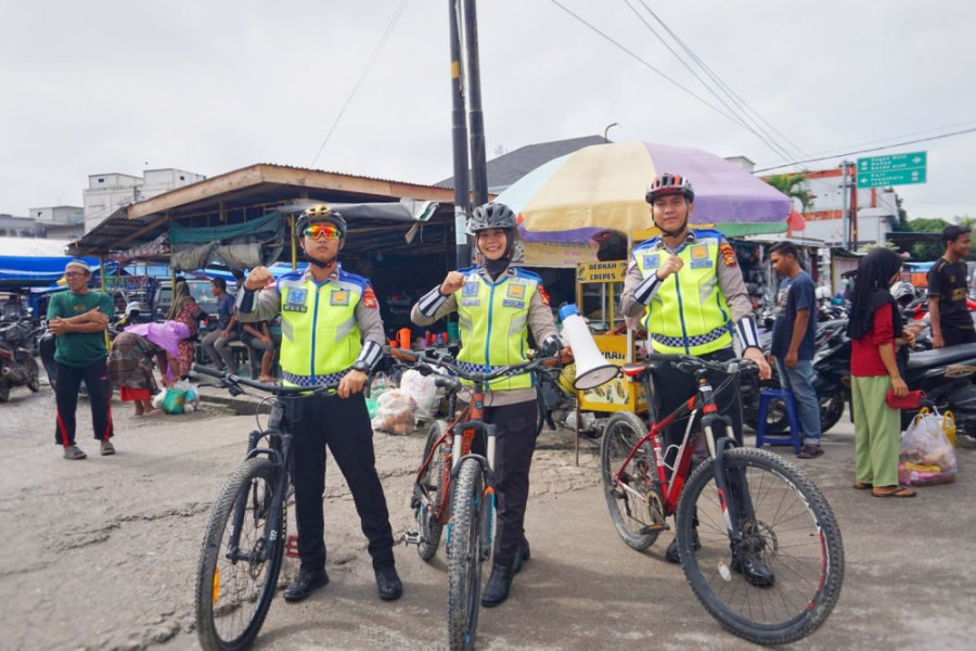 Sambil Gowes 10 Km, Polisi Rohil Sosialisasi Pemilu