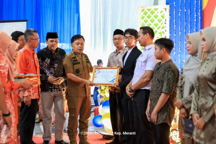 Hadiri Perpisahan SMP Negeri 2 Tebingtinggi, Ini Pesan Plt Bupati Asmar