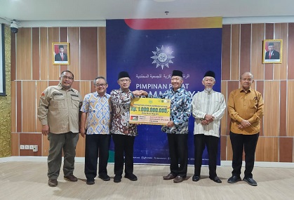 PW Muhammadiyah Riau Bantu Palestina Rp1 Miliar
