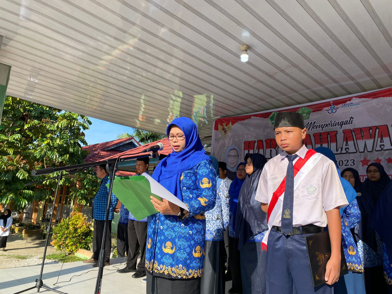 Sempena Hari Pahlawan, MTsN 2 Kota Pekanbaru Gelar Salat Ghaib dan Kumpulkan Donasi untuk Rakyat Palestina