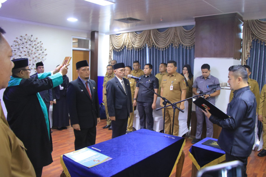 Pj Wali Kota Pekanbaru Lantik Enam Pejabat Baru Pemko