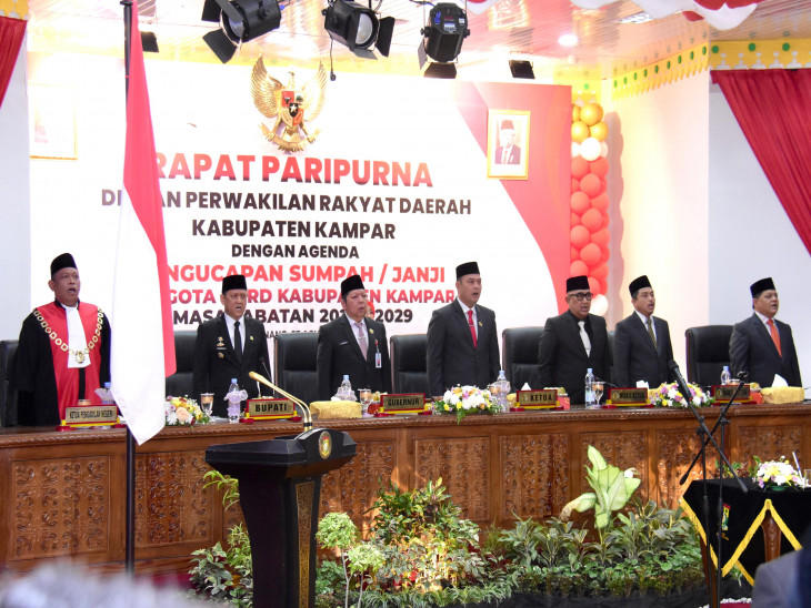 Selamat! Resmi dilantik, Ini nama-nama Anggota DPRD Kampar Periode 2024-2029