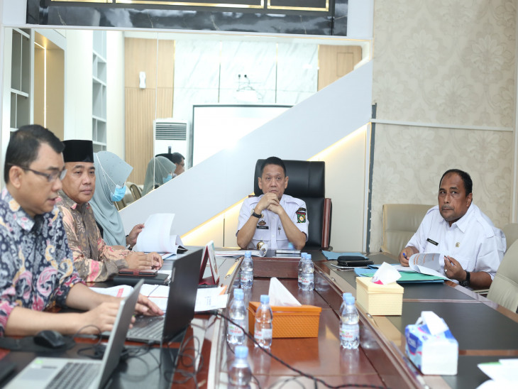 Pj Bupati Kampar Ikuti RUPS PT BPR Sarimadu Tahun Buku 2023