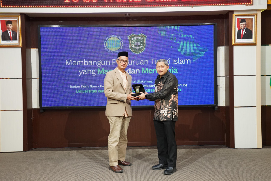 Direktur Kelembagaan Kemendikbud Ristek RI Sampaikan Kebijakan Pendidikan Tinggi di Indonesia kepada Peserta BKSPTIS