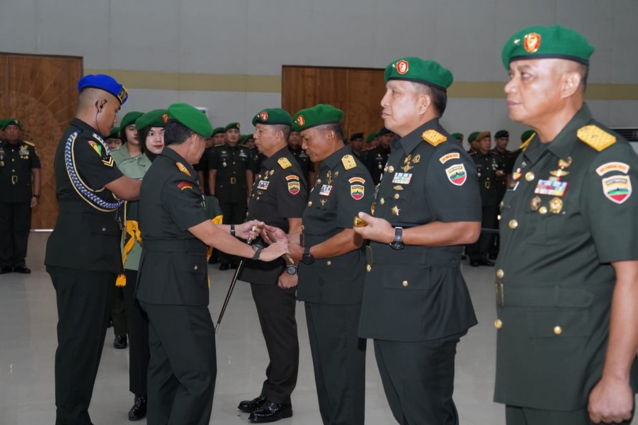 Pangdam I/BB Pimpin Sertijab Danrem 031/Wirabima