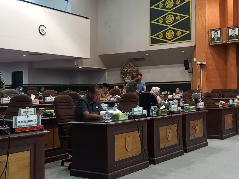 DPRD Pekanbaru Laksanakan Paripurna Laporan Reses