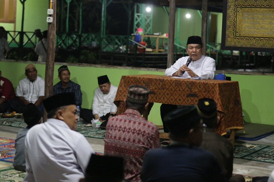 Safari Ramadan di Kampar, Warga Antusias Sambut Wagubri SF Hariyanto