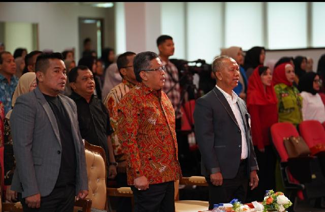 Hasto Kristiyanto Kuliah Umum Geopolitik Soekarno dan Pertahanan Negara di UIR