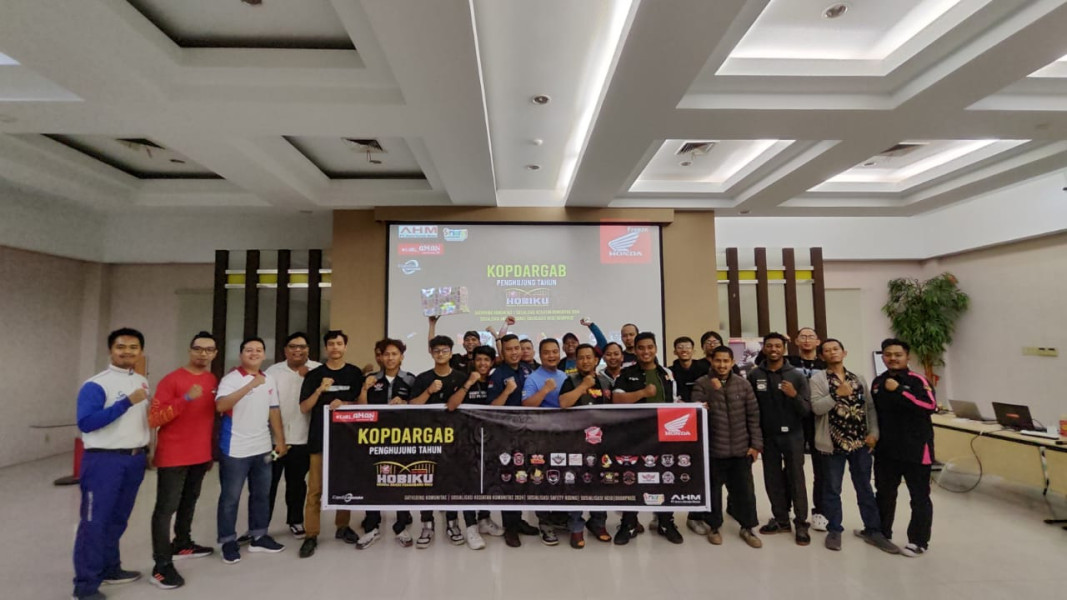 Puluhan Bikers HadirI Pertemuan Akhir Tahun Honda Bikers Pekanbaru