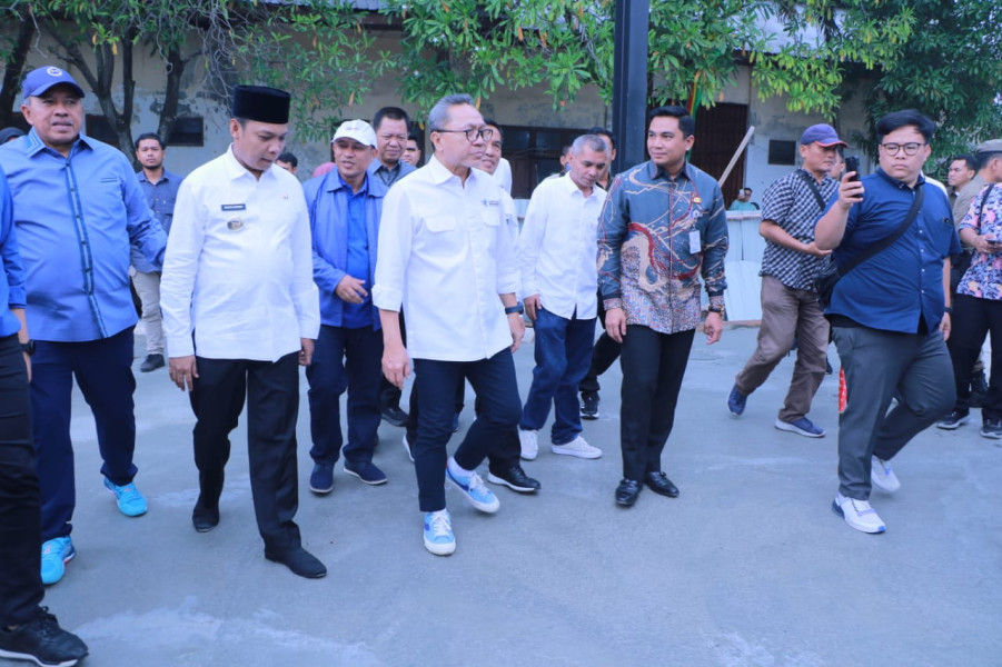 Pj Wako Dampingi Mendag RI Meninjau Revitalisasi Pasar Palapa Pekanbaru
