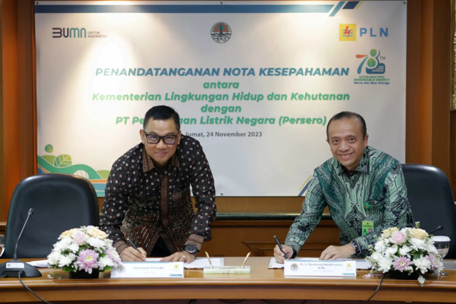 PLN dan KLHK Teken MoU Kolaborasi Tingkatkan Penggunaan Energi Terbarukan