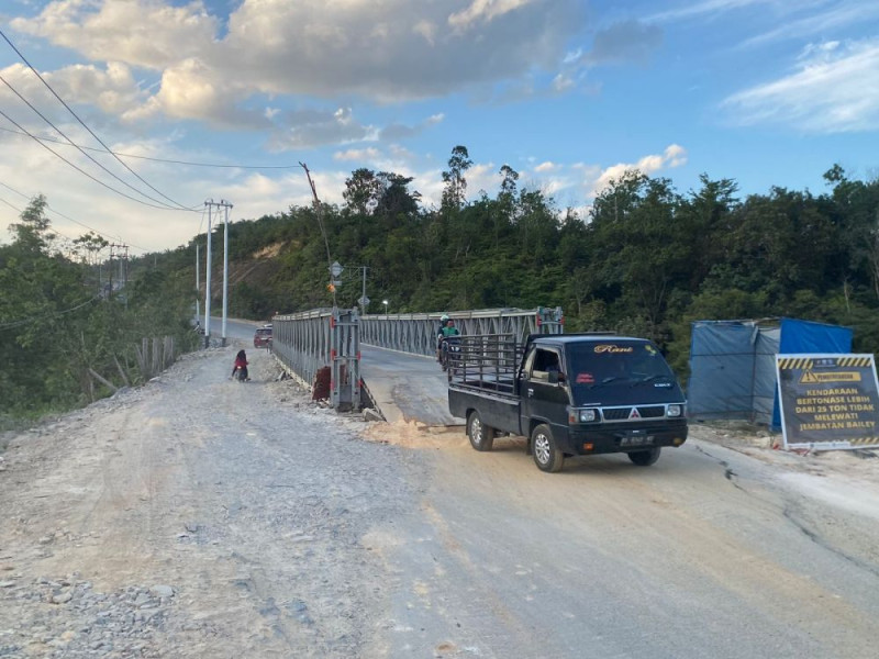Jelang Nataru, Perbaikan Jalan Lintas Riau-Sumbar Digesa