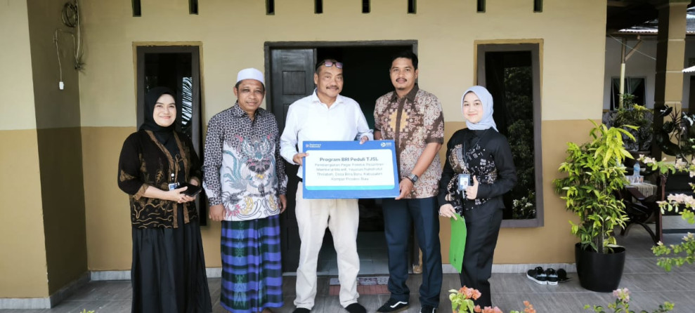 BRI Peduli Perkuat Fasilitas Pendidikan, Pagar Ponpes Mamba'ul Ma'arif Rampung Dibangun