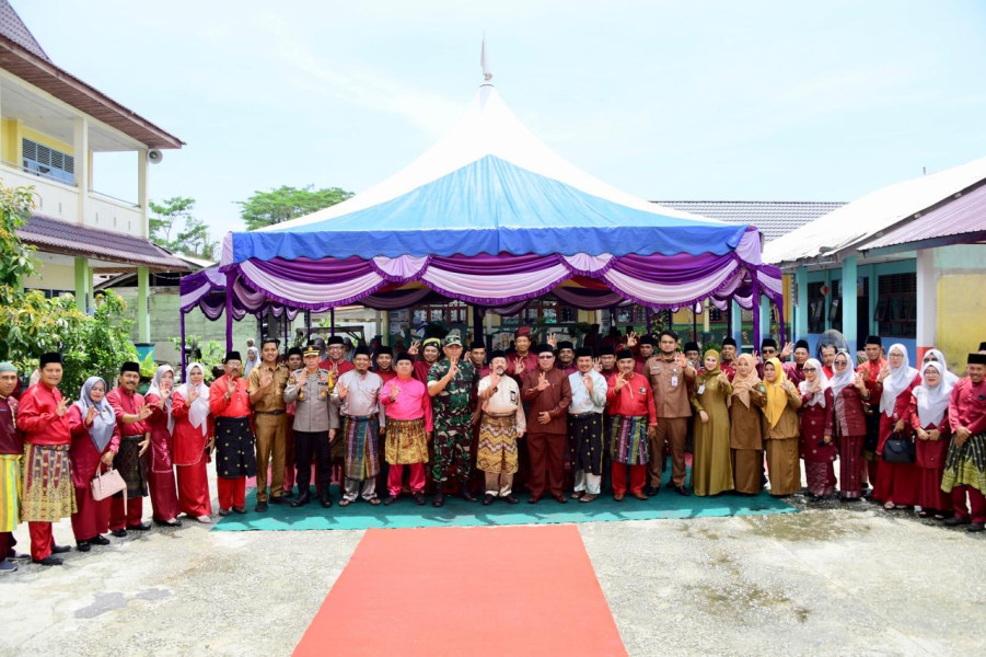 Hadiri Halal Bihalal KKKS Kecamatan Bengkalis, Ini Permintaan Bupati kepada Kepala Sekolah