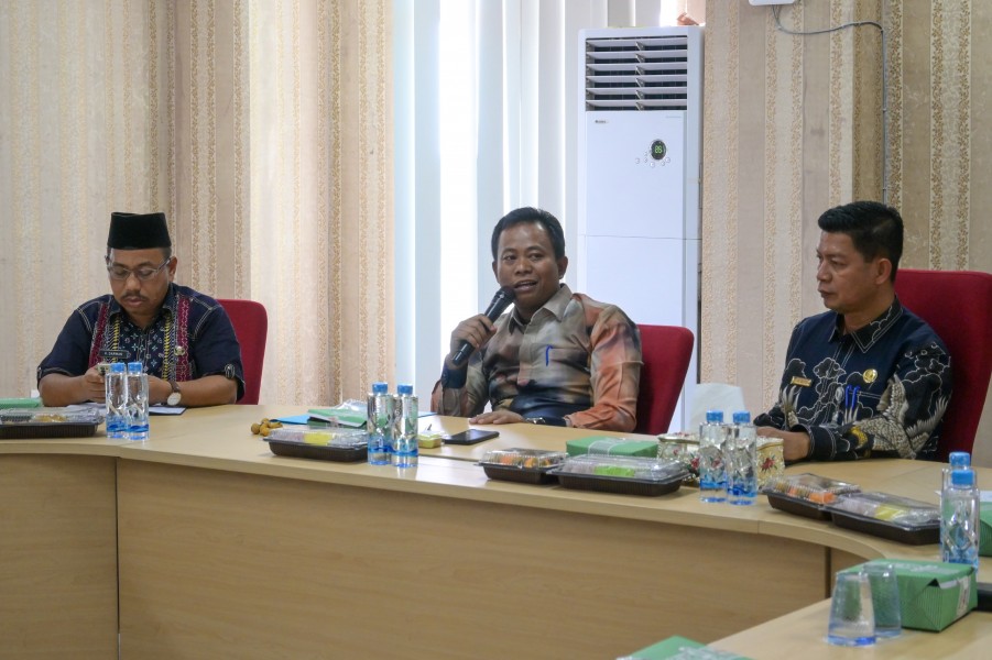 Plt. Bupati Sulaiman Gelar Forum Silaturahmi Bersama PGRI se-Rohil