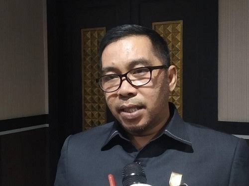 DPRD Pekanbaru Dukung Pemko Terus Gesa Perbaikan Jalan Rusak
