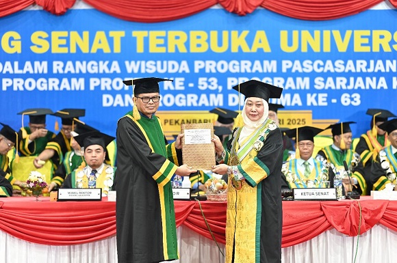 Gunakan Gedung Baru Student Center, Unri Hari Ini Wisuda 2.388 Lulusannya