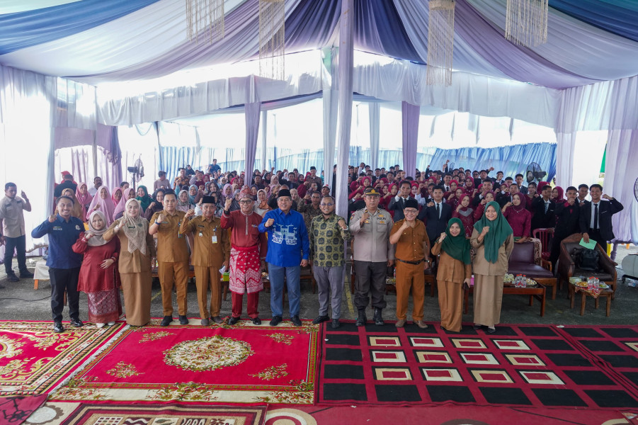 Bupati Alfedri Harap Lulusan dari SMK Bisa Langsung Kerja