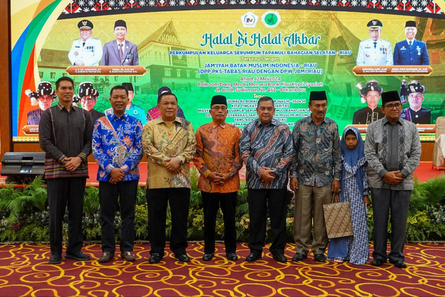 Pj Gubri Halalbihalal Bersama Perkumpulan Keluarga Serumpun Tapanuli Selatan di Riau