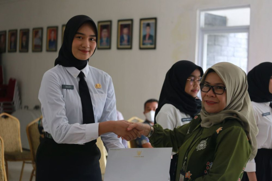 Lulusan PTDI-STTD Terima SK Pengangkatan CPNS Formasi Riau