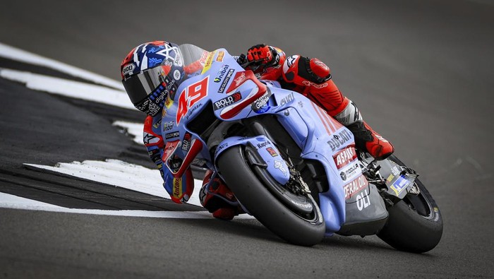 Di Giannantonio Sabet Kemenangan Perdana MotoGP Qatar 2023