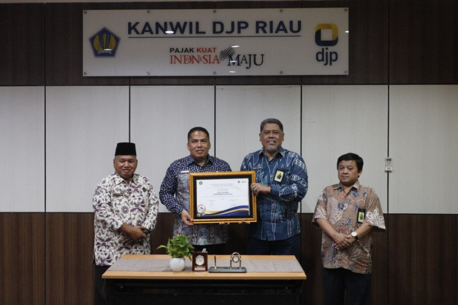 Bersama Universitas Dumai, Kanwil DJP Riau Bentuk Tax Center
