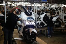 Indonesia Ekspor 2.000 Unit Motor Listrik ke Malaysia