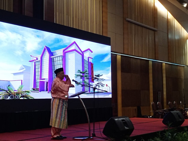 Kenalkan Tiga Calon Gubri, SF Hariyanto juga Paparkan Usaha Memoles Wajah Riau dengan Infrastruktur Pada Acara PMRJ