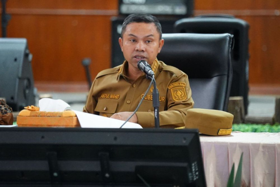Target PAD Meleset, Gubernur Riau: Bapenda Harus Jemput Bola dan Berinovasi