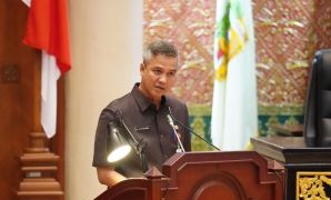 Rapat Paripurna, Plh Sekdaprov Sampaikan Ranperda Pertanggungjawaban Pelaksanaan APBD Riau 2025