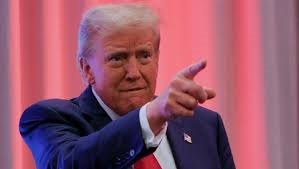 Presiden Donald Trump akan Keluarkan Transgender dari Militer dan Sekolah-sekolah Amerika