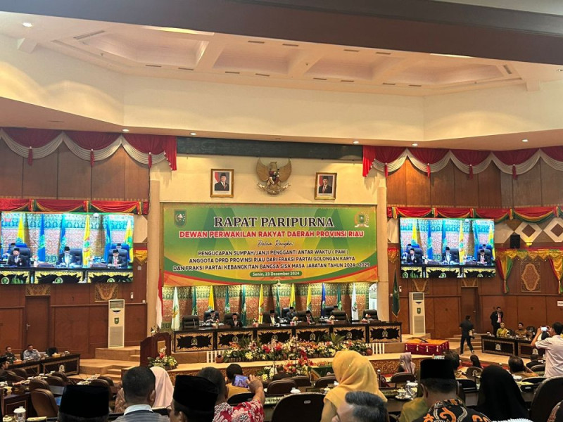 Pemprov Hadiri Pengucapan Sumpah PAW Anggota DPRD Riau 2024-2029