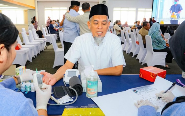 Sebelum Dilantik, Wali Kota Dan Wakil Wali Kota Dumai Jalani Pemeriksaan Kesehatan