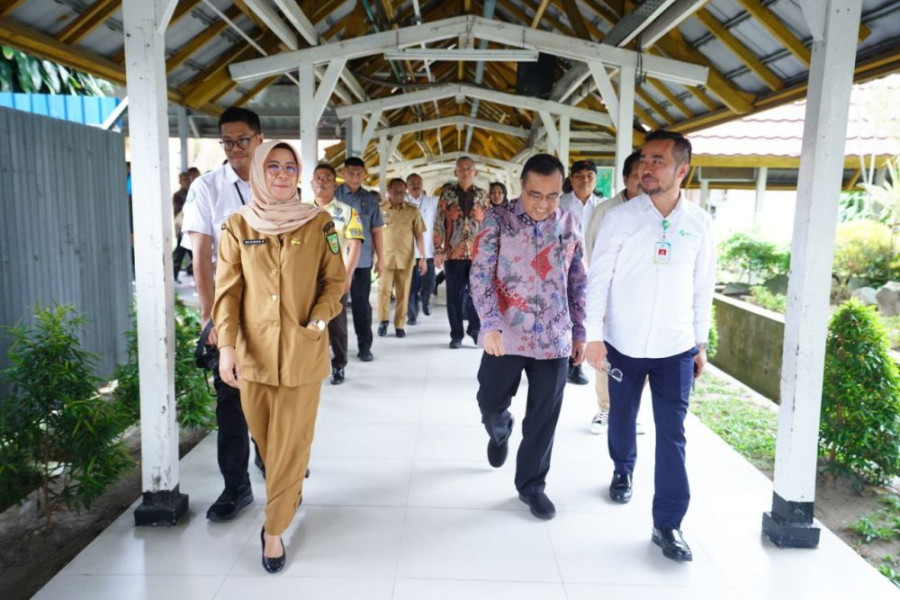 Kondisi Memprihatinkan, Dirut RSUD Arifin Achmad Minta Bantuan Pusat Bangun Gedung Rawat Jalan Baru