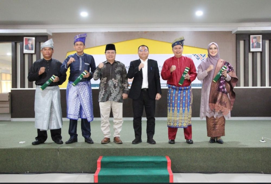 Prof Dr Irwan Effendi Lantik Empat Dekan Unilak Riau