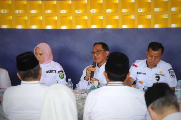 Bupati Wardan Laporkan Kondisi Terkini Kabupaten Indragiri Hilir ke Plt Gubri
