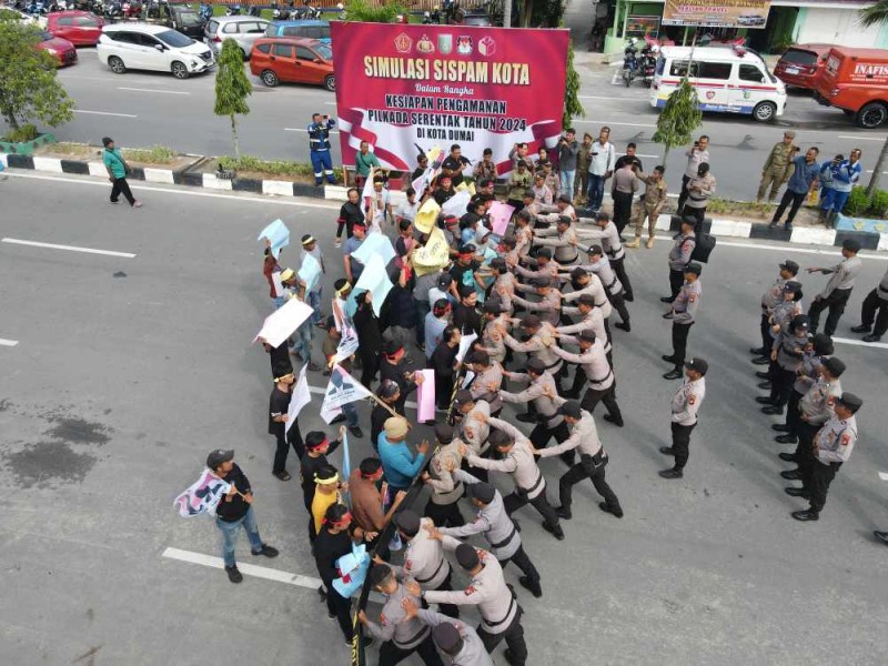Polres Dumai dan TNI Gelar Simulasi Pengamanan Jelang Pilkada 2024