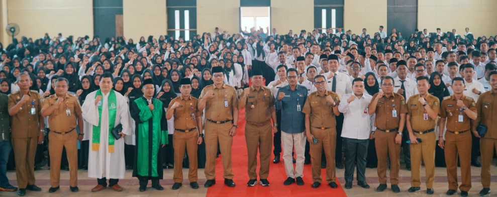 985 PPPK Terima SK, Ini Pesan Bupati Kuansing
