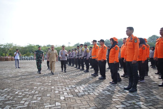 Bupati Sukiman Pimpin Apel Kesiapsiagaan Penanggulangan Karhutla di Kabupaten Rokan Hulu tahun 2024
