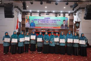 Laksanakan 10 Program Pokok dan Pembinaan, 11 TP-PKK Kabupaten/Kota Terima Penghargaan