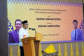 Ini Harapan Syamsuar saat Hadiri Serah Terima Jabatan BPK Provinsi Riau