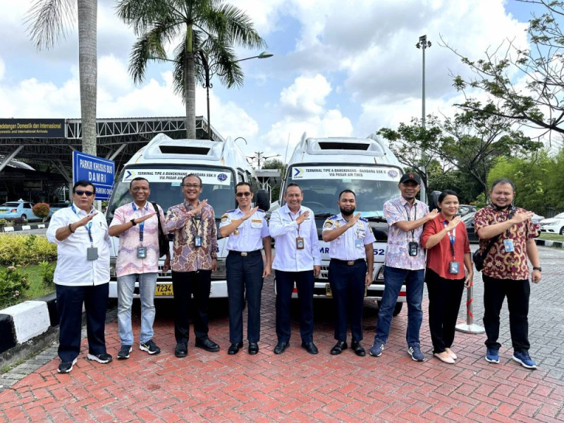 Trayek Pemadu Moda Bandara SSK II Pekanbaru - Terminal Bangkinang Kembali Beroperasi