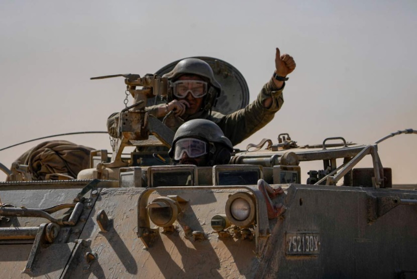 Kendaraan 'Canggih' Israel Diledakkan di Gaza, Delapan Tentara IDF Tewas