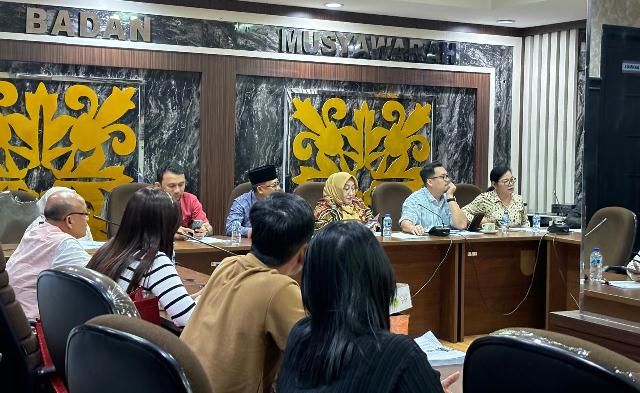 Komisi II Panggil Pihak Pergudangan dan Bapenda Pekanbaru