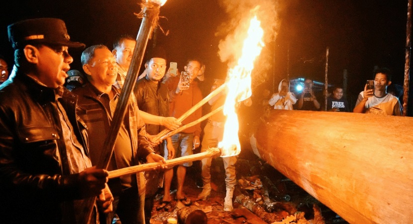 Bupati Kuansing Hadiri Pelayuran Jalur Baru Tuah Carano Linsano Patah Desa Pulau Bayur