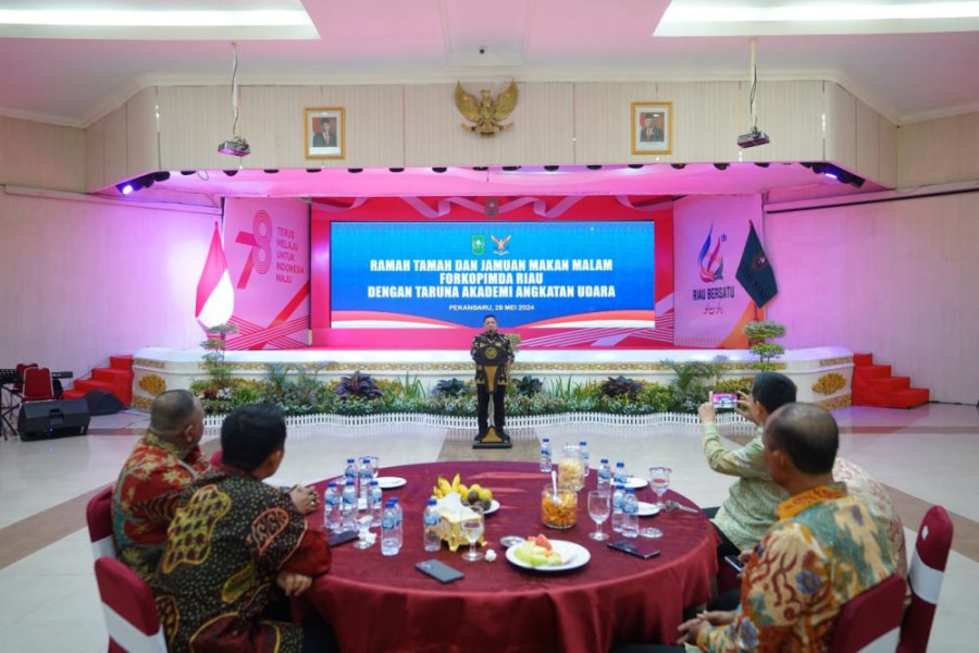 Pemprov Riau Gelar Jamuan Makan Malam Bersama Taruna Tingkat III AAU 2024