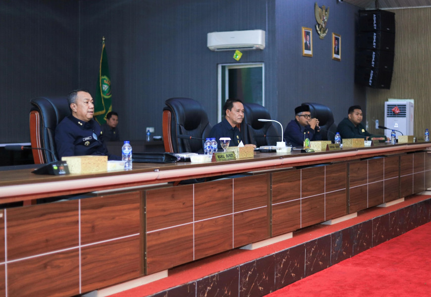 Wabup Meranti Sampaikan Tanggapan terhadap Pandangan Umum Fraksi DPRD tentang LKPj TA 2024
