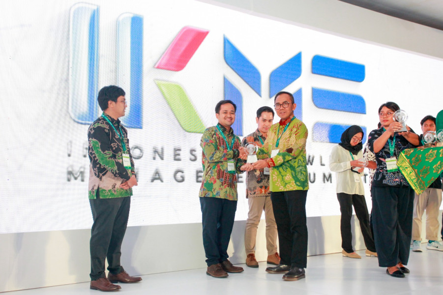Perwira PT KPI Unit Dumai Raih Penghargaan di Kompetisi Paper Ilmiah IKMS