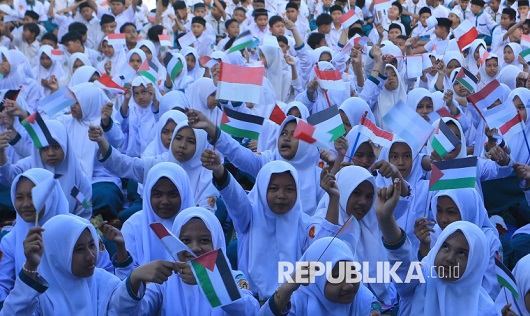 Seribu Pelajar Madrasah Sumbar Riau Jambi Ikuti Kompetisi Sains